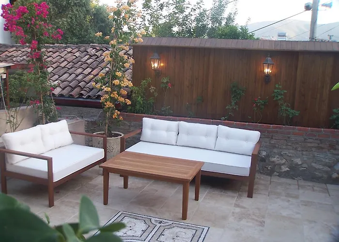 Livia Ephesus (adults Only) מלון