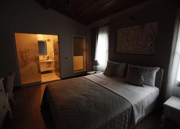 Livia Ephesus (adults Only) 3*